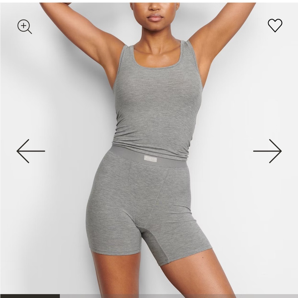SKIMS Soft Lounge Tank NWT Gray Ribbed Tank Top